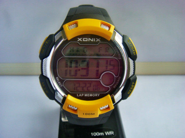 Round Sporty Mens Quartz Digital Watch With 24 World Time Zone