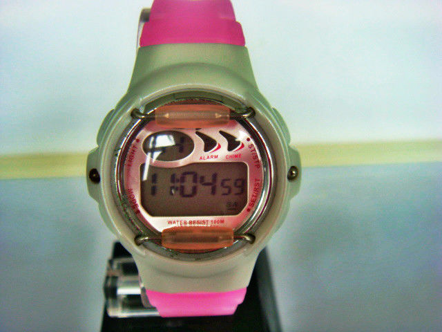 100M Waterproof Sporty LCD Quartz Digital Watches For Women